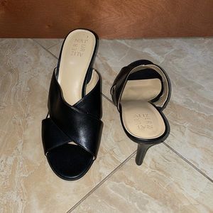 Naturalizer Women’s Black Sandal Strap Heels Size 8.5
